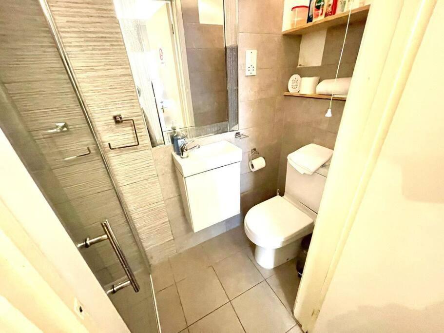 Serene And Cozy 1-Bedroom House With Parking CBG Dış mekan fotoğraf