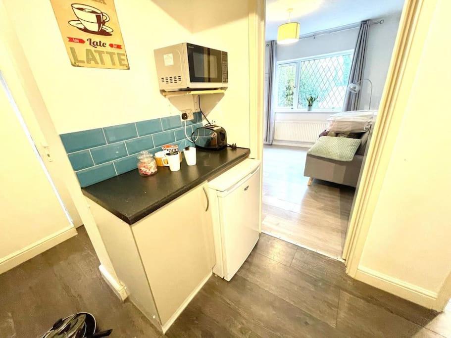 Serene And Cozy 1-Bedroom House With Parking CBG Dış mekan fotoğraf