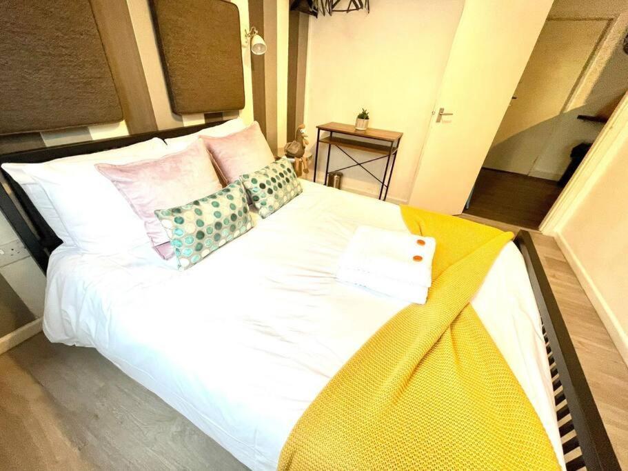 Serene And Cozy 1-Bedroom House With Parking CBG Dış mekan fotoğraf